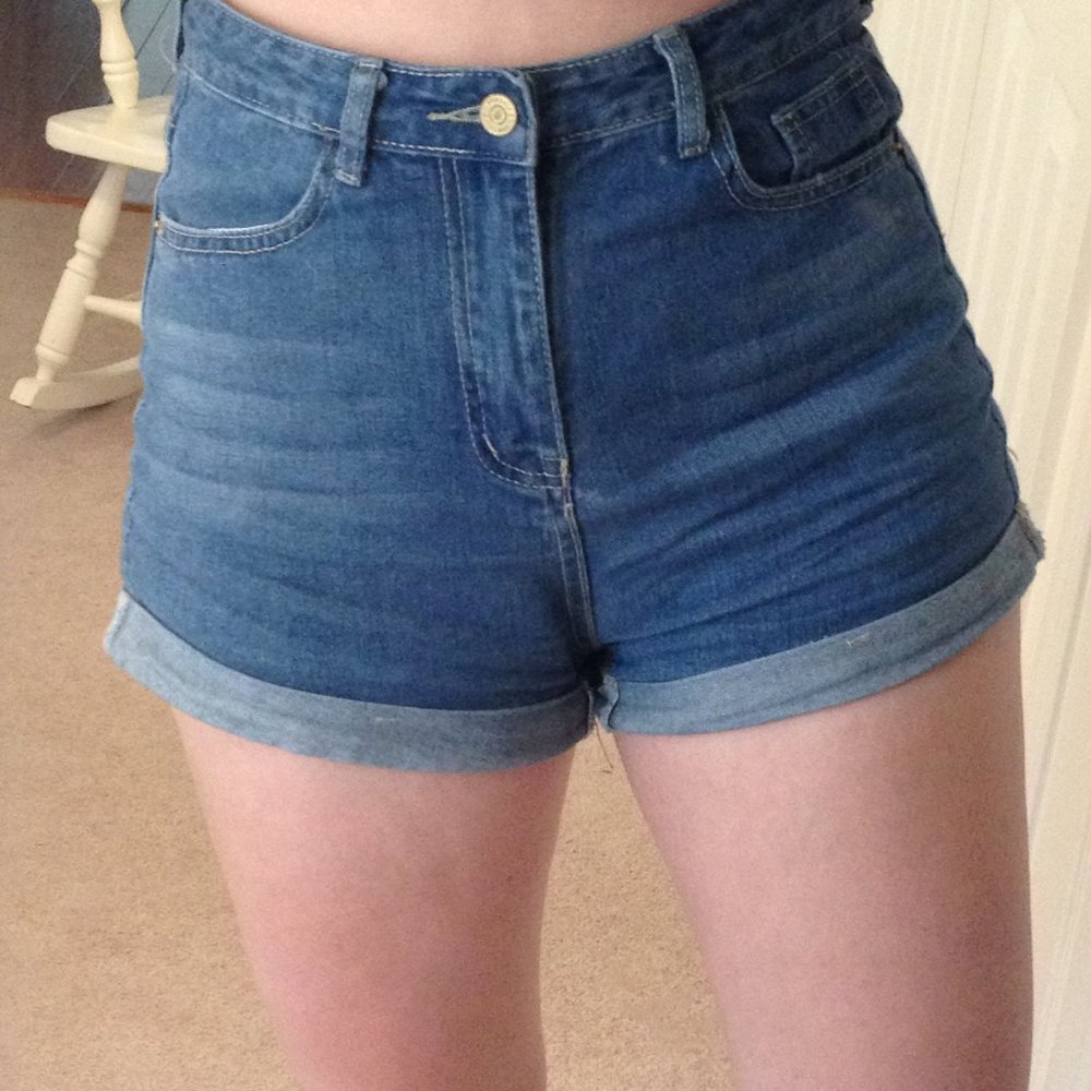 ✨SHEIN High Waisted Shorts✨